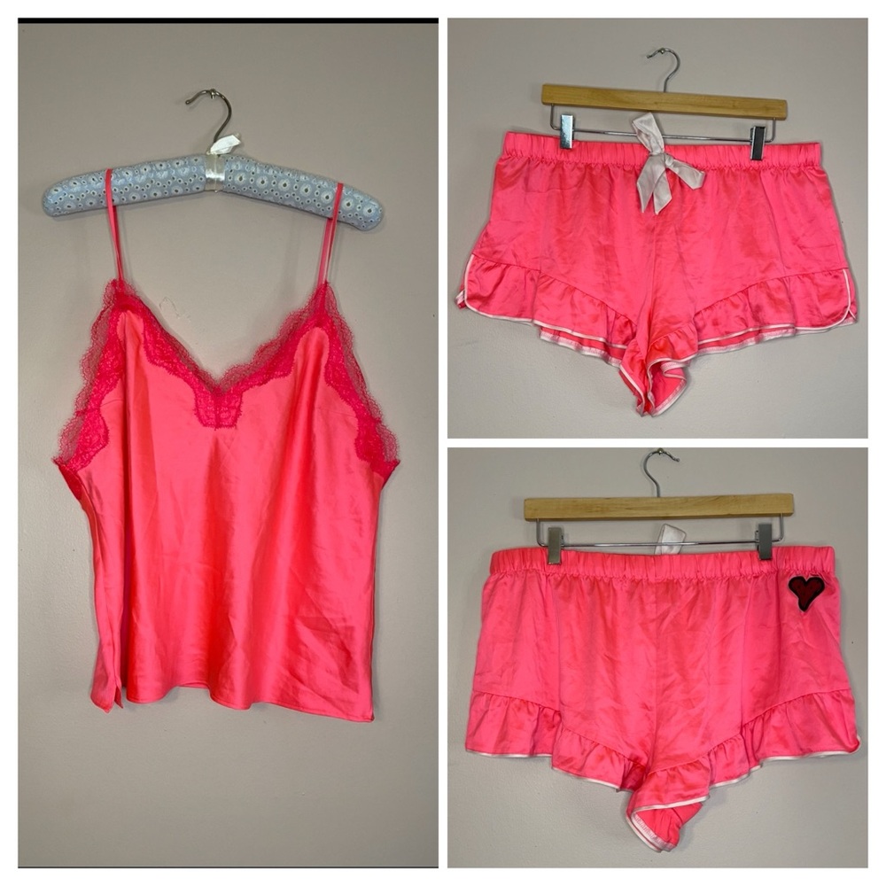 Victoria’s Secret matching pajama set size L/XL